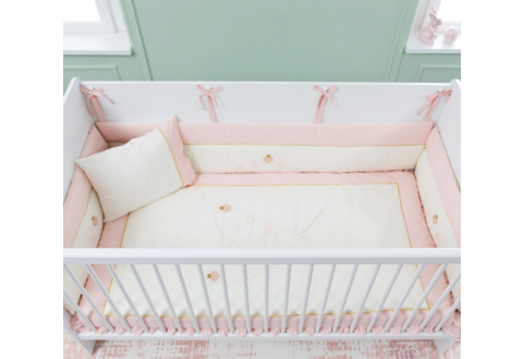 Детская мебель Комплект постельных принадлежностей для девочки Queen Baby