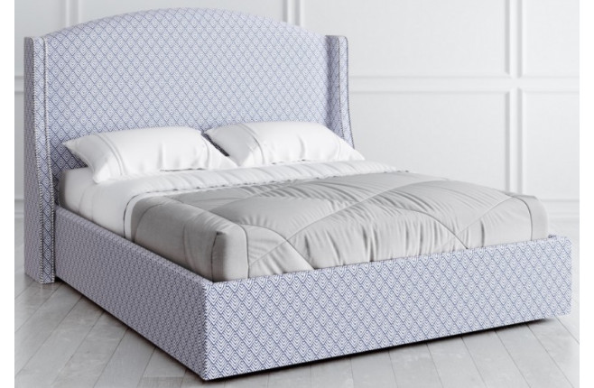 Кровать с молдингом Vary bed
