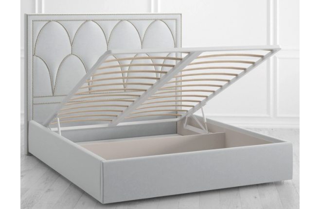Кровать с прямым мягким изголовьем Vary bed